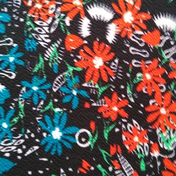 LuLaRoe Floral skirt - Picture 3 of 6